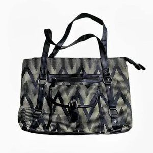 Chevron Black and Tan Zippered Women's Tote Bag NWOT